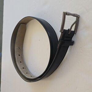 Mens Black leather Belt with Silver Buckle Sz.Medium
